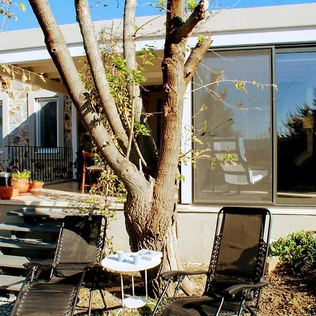 Berry - A Large Cosy Stone House 빌라
