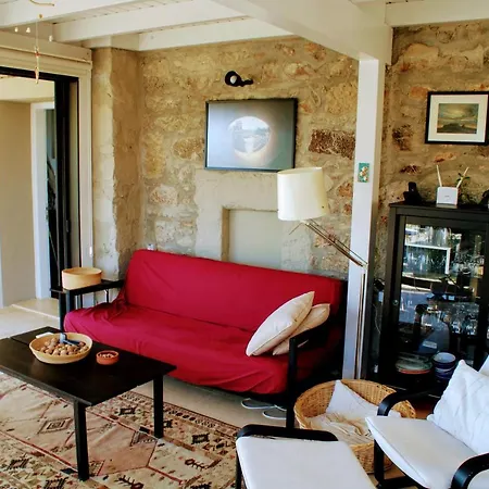 Berry - A Large Cosy Stone House 빌라