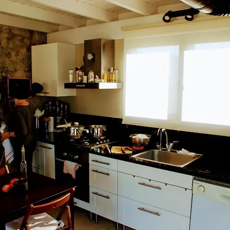 Berry - A Large Cosy Stone House 빌라 *